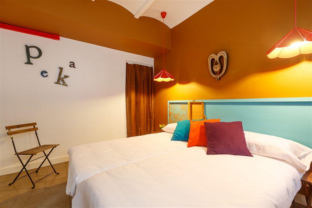 Hip Hostel Barcelona Exterior photo