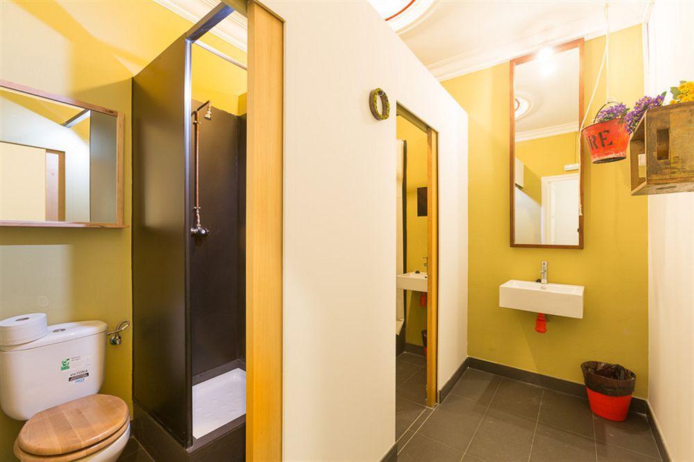 Hip Hostel Barcelona Exterior photo