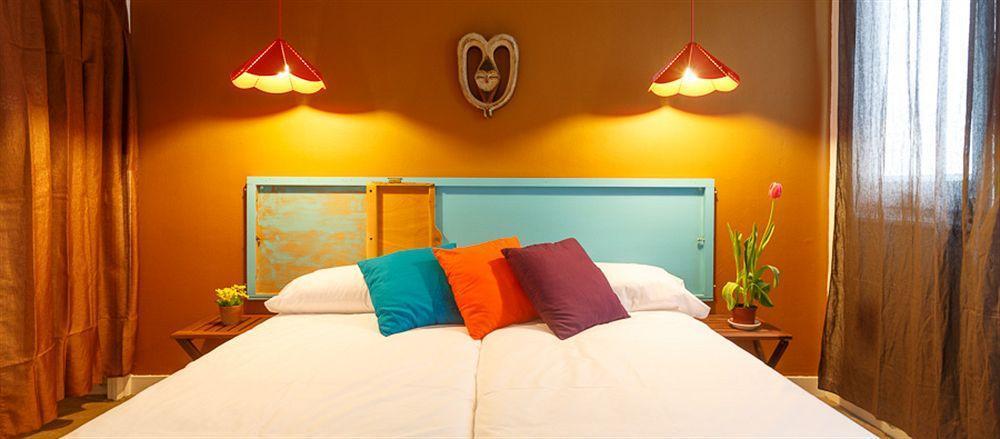 Hip Hostel Barcelona Exterior photo